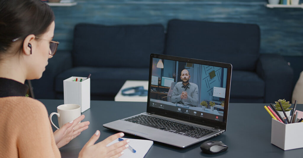 Instructional Designer talking to SME